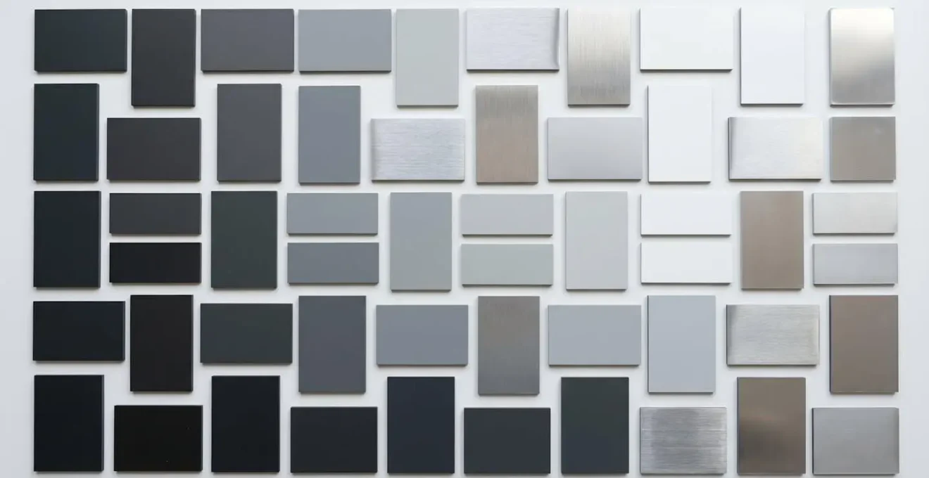 Palette de couleurs RAL intemporelles pour portes d'entrée modernes avec échantillons de textures